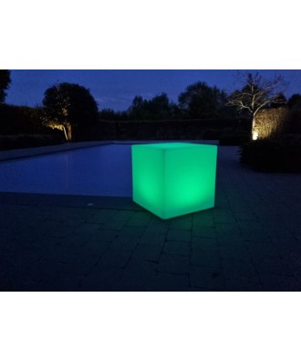 Corp iluminat LED model Iris | EU