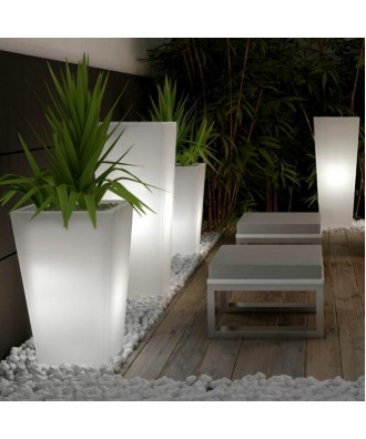 Corp iluminat solar LED model Quadro | EU